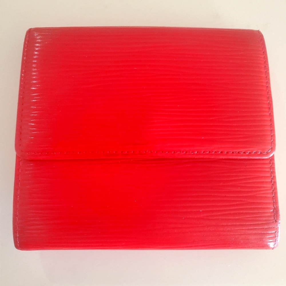 AUTHENTIC Louis Vuitton Malletier Epi Leather Elise Wallet. Red.